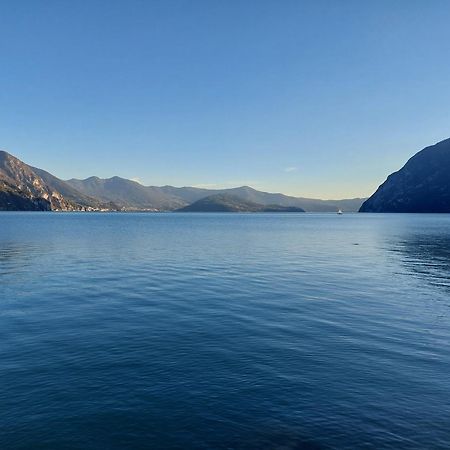 Miralago Casa Vacanze Riva di Solto Exterior foto