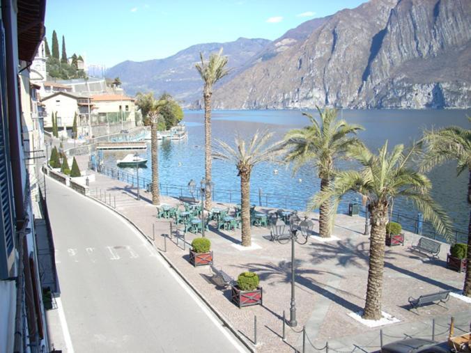 Miralago Casa Vacanze Riva di Solto Zimmer foto